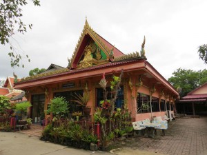  у храма, Таиланд